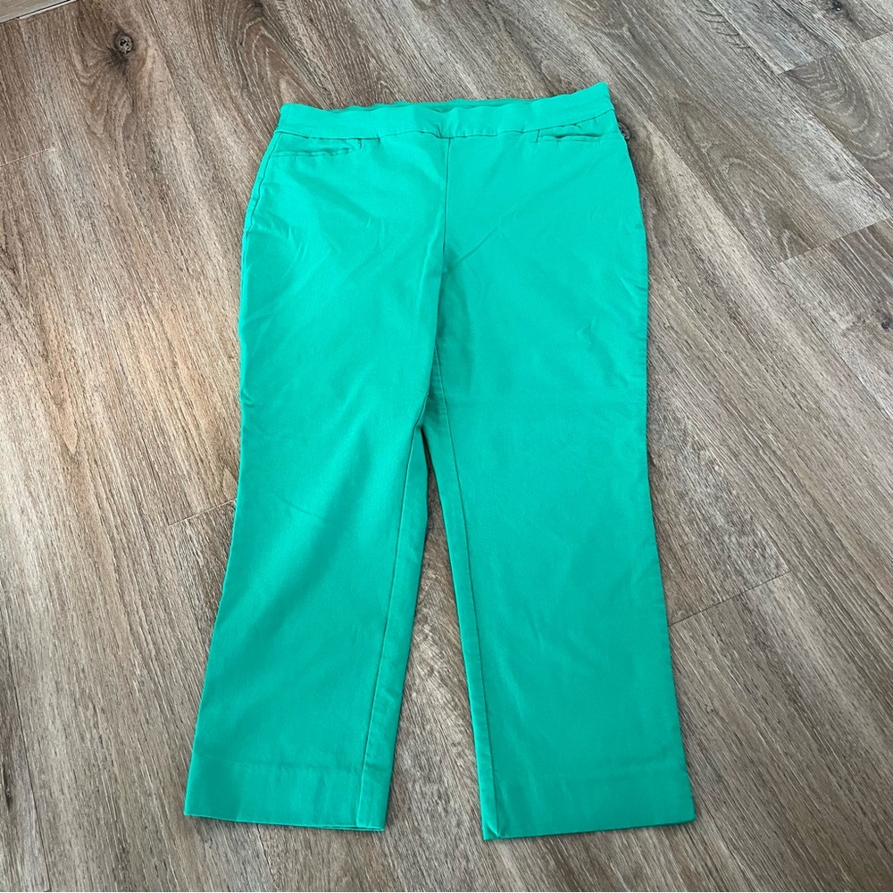 Chico's Bright Teal Capri Pants